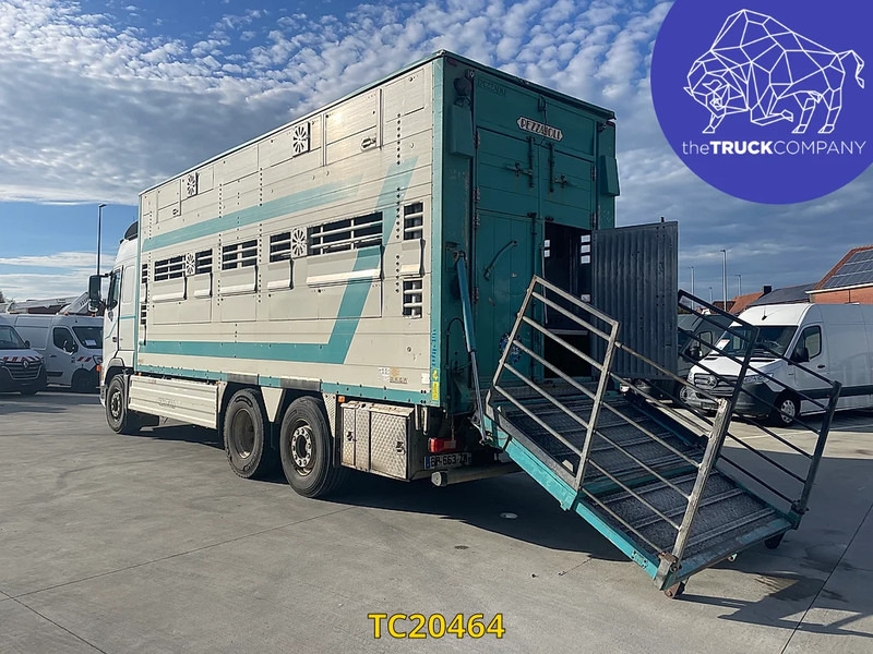 Volvo FH 480 - Livestock truck: picture 2 Volvo FH 480 - Livestock truck: picture 2