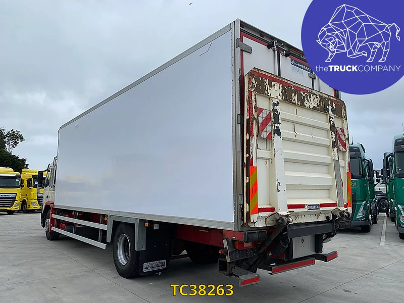 Volvo FM 330 - Refrigerator truck: picture 2 Volvo FM 330 - Refrigerator truck: picture 2