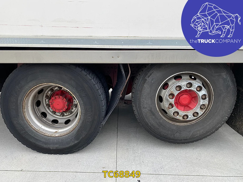 Refrigerator truck Volvo FM 410: picture 16