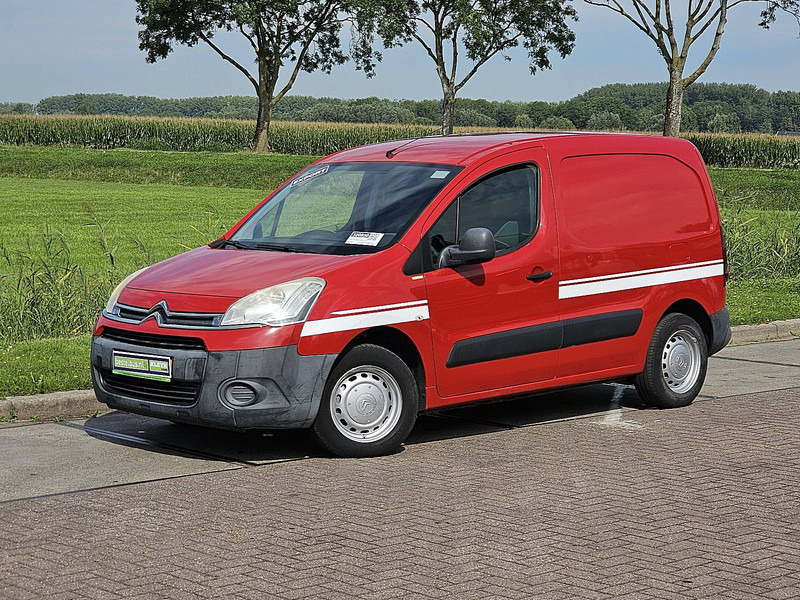 Citroën Berlingo 1.6 L1 Trekhaak - Box van: picture 2 Citroën Berlingo 1.6 L1 Trekhaak - Box van: picture 2