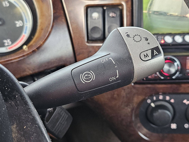 Hook lift truck DAF CF 85.360 6X2 FAS E5 359DKM: picture 12 Hook lift truck DAF CF 85.360 6X2 FAS E5 359DKM: picture 12