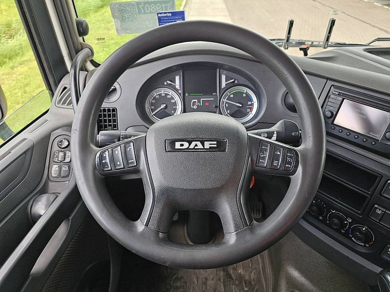 Cab chassis truck DAF XF 460 8X2 MAN. INT. ADR: picture 13