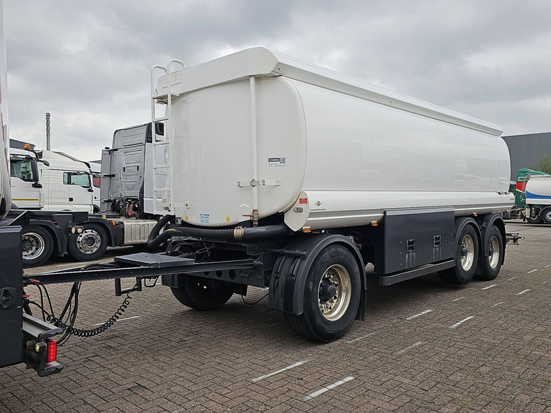 Esterer TA 24.240 24260L 3 COMP. FUEL - Tank trailer: picture 3 Esterer TA 24.240 24260L 3 COMP. FUEL - Tank trailer: picture 3