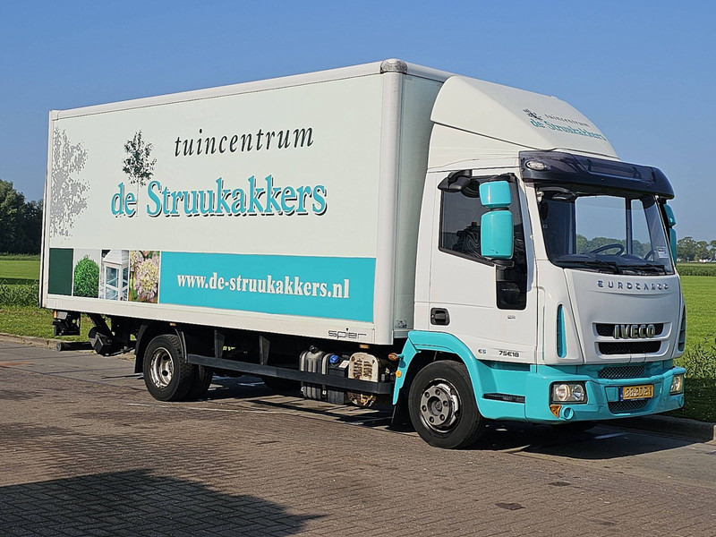 Iveco 75E18 EUROCARGO MANUAL LIFT 3 SEATS - Box truck: picture 5 Iveco 75E18 EUROCARGO MANUAL LIFT 3 SEATS - Box truck: picture 5