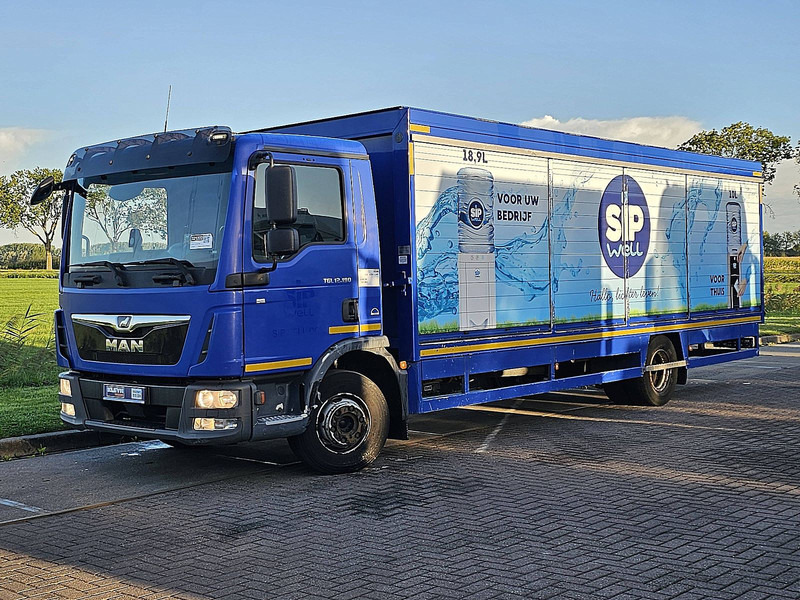 MAN 12.190 TGL AIRCO 3 SEATS NAVI - Box truck: picture 2 MAN 12.190 TGL AIRCO 3 SEATS NAVI - Box truck: picture 2