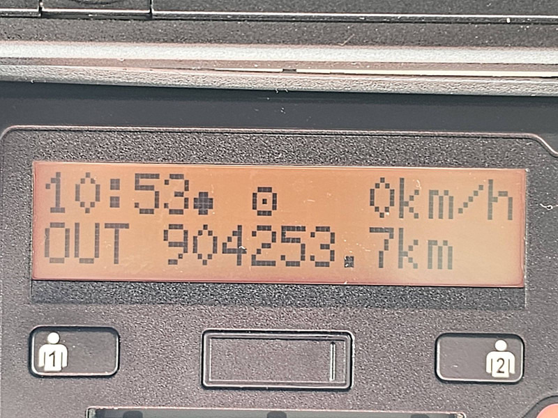 Container transporter/ Swap body truck MAN 26.440 TGX XXL 6X2-4 STEER AXLE: picture 9