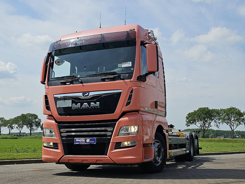 MAN 26.470 TGX XLX 6X2-4 321TKM INT - Container transporter/ Swap body truck: picture 1 MAN 26.470 TGX XLX 6X2-4 321TKM INT - Container transporter/ Swap body truck: picture 1