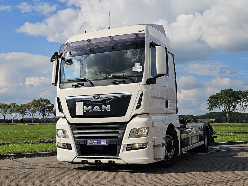 MAN 26.500 TGX - Container transporter/ Swap body truck: picture 1 MAN 26.500 TGX - Container transporter/ Swap body truck: picture 1