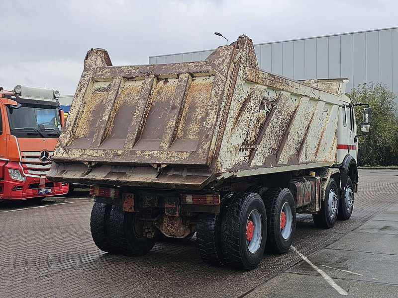 Mercedes-Benz 3235 SK V8 FULL STEEL - Tipper: picture 3 Mercedes-Benz 3235 SK V8 FULL STEEL - Tipper: picture 3