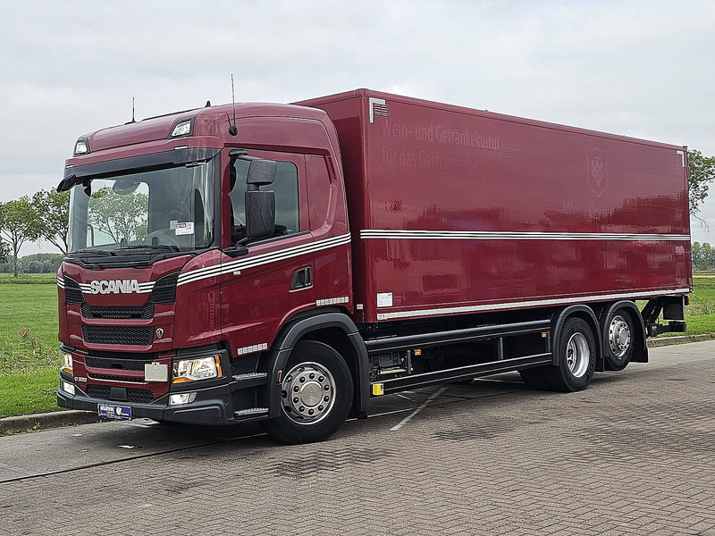 Scania G320 - Box truck: picture 2 Scania G320 - Box truck: picture 2