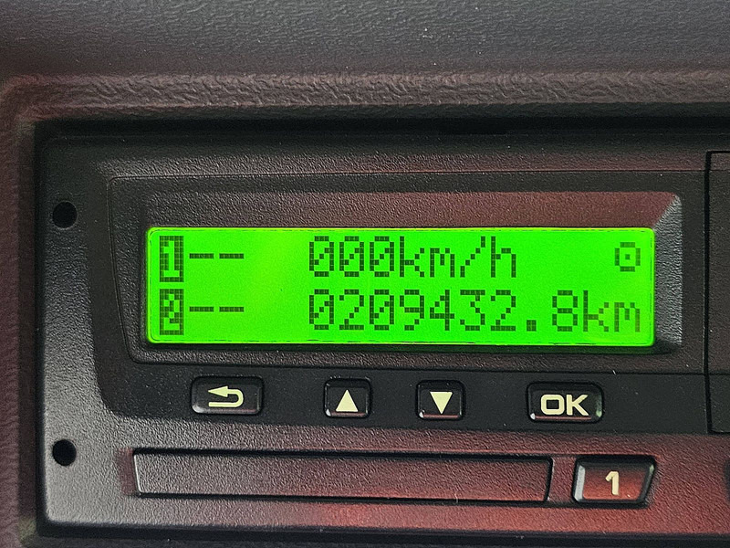 Refrigerator truck Scania P370 4X4 EXPEDITION TRUCK: picture 9 Refrigerator truck Scania P370 4X4 EXPEDITION TRUCK: picture 9