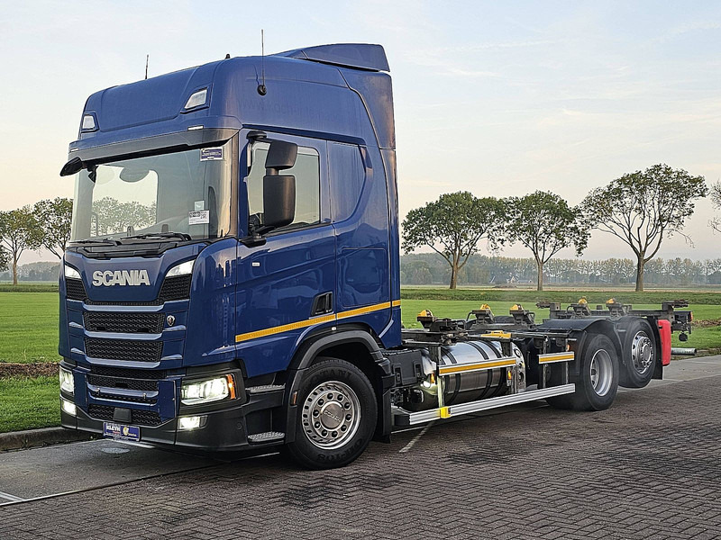 Scania R410 6X2*4 RET. LNG GAS - Container transporter/ Swap body truck: picture 2 Scania R410 6X2*4 RET. LNG GAS - Container transporter/ Swap body truck: picture 2