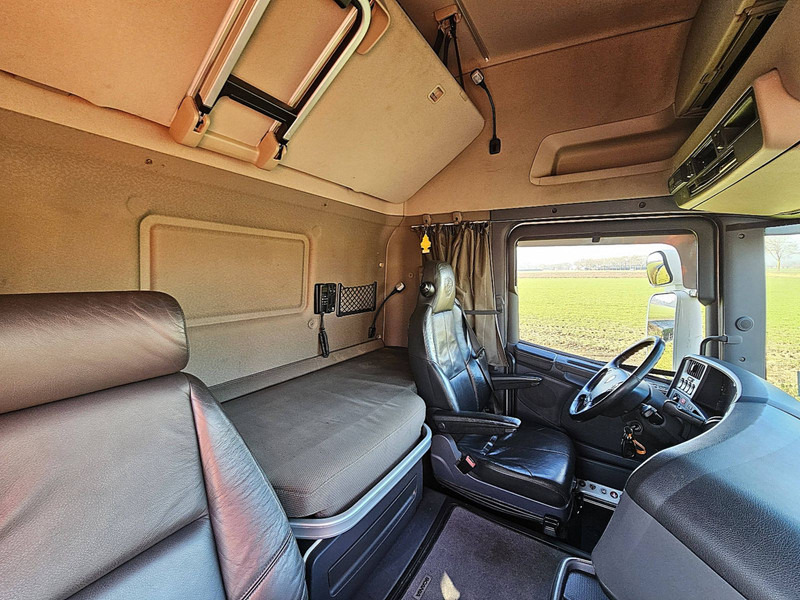 Interior photo 3: Scania R730 6X4 HNB RETARDER PTO on lease Scania R730 6X4 HNB RETARDER PTO