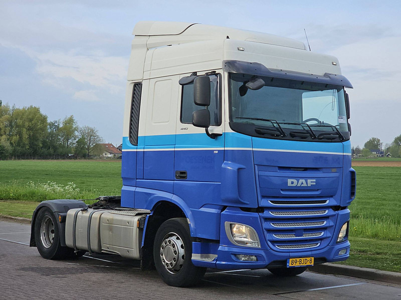 DAF XF 440 - Tractor unit: picture 5 DAF XF 440 - Tractor unit: picture 5