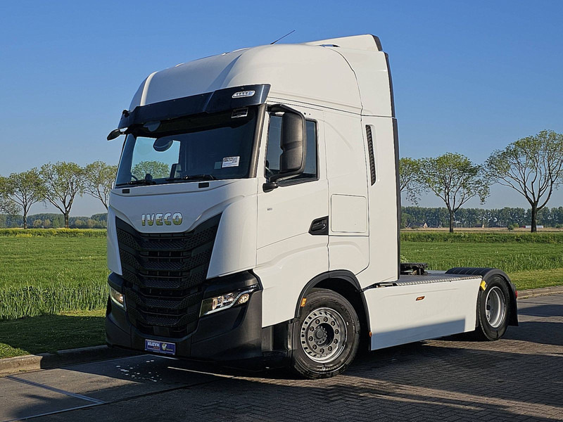 Iveco S-WAY AS440S48 INTARDER SKIRTS - Tractor unit: picture 2 Iveco S-WAY AS440S48 INTARDER SKIRTS - Tractor unit: picture 2