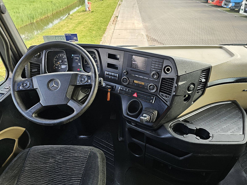 Tractor unit Mercedes-Benz ACTROS 1842 LS STEAMSPACE 2X TANK: picture 8