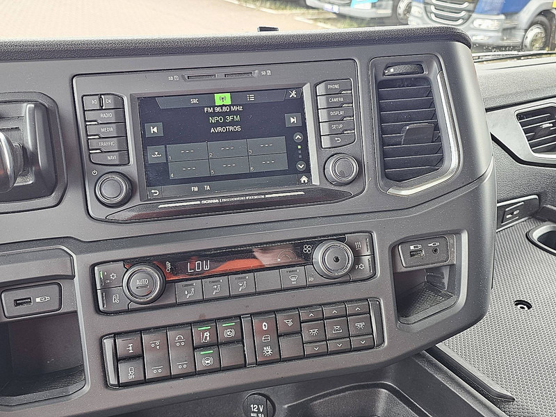 Tractor unit Scania R450 6X2/2 LED RETARDER: picture 12