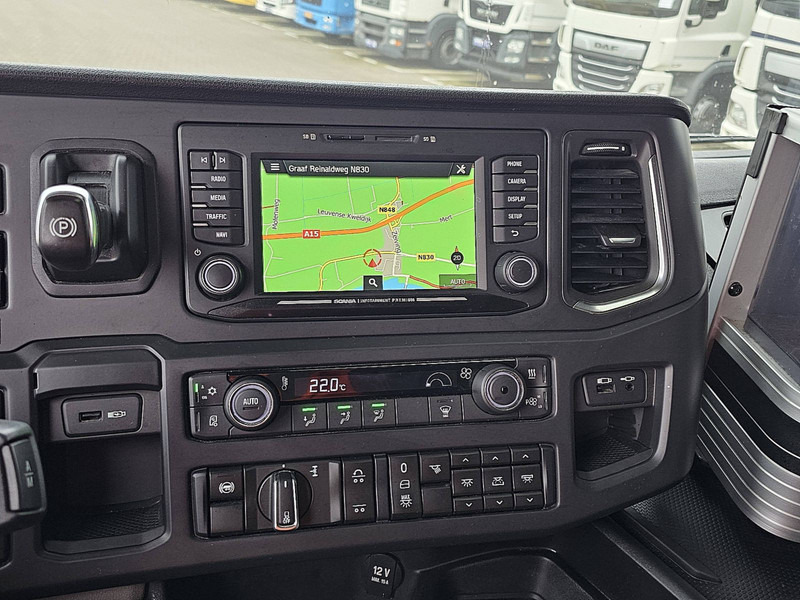 Tractor unit Scania R520 6X2 NB RETARDER: picture 12