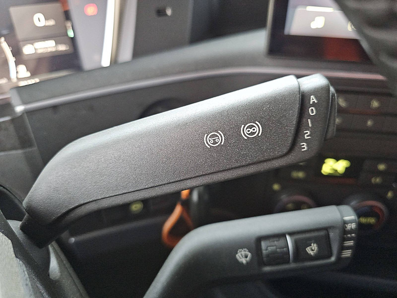 Tractor unit Volvo FH 500: picture 13