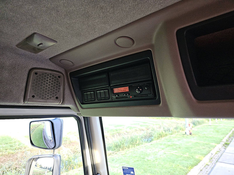 Truck DAF LF 180: picture 13