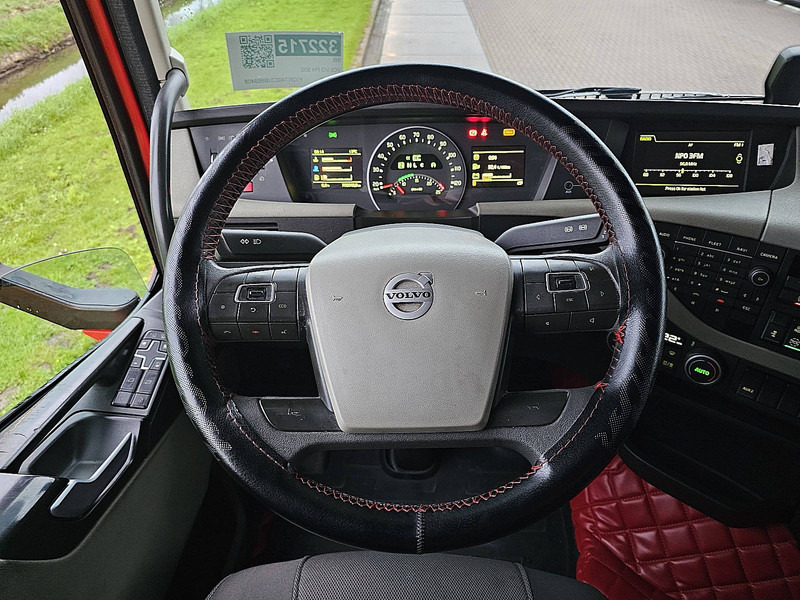 Curtainsider truck Volvo FH 500 XL 6X2 LIFT: picture 13