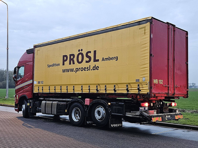 Curtainsider truck Volvo FH 500 XL 6X2 LIFT: picture 6