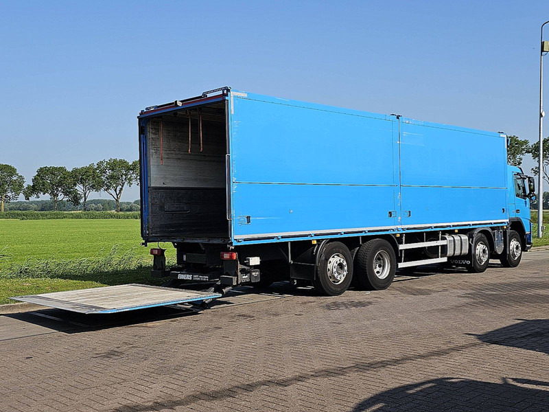 Volvo FM 11.330 8X2 BÄR 2000KG LIFT - Box truck: picture 3 Volvo FM 11.330 8X2 BÄR 2000KG LIFT - Box truck: picture 3