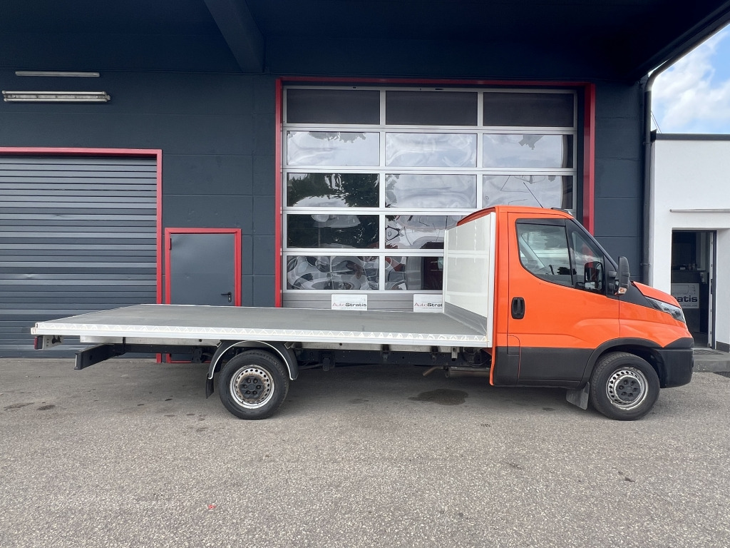Iveco Daily 35S14 MAXI 4,35m Plattform Klima Kamera - Flatbed van: picture 3 Iveco Daily 35S14 MAXI 4,35m Plattform Klima Kamera - Flatbed van: picture 3