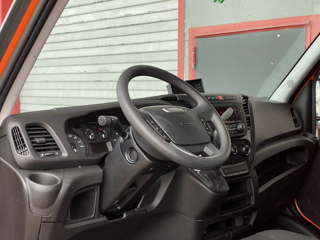 Box van Iveco Daily 35S14 MAXI 4,35m Thermokoffer Klima Kamera: picture 11