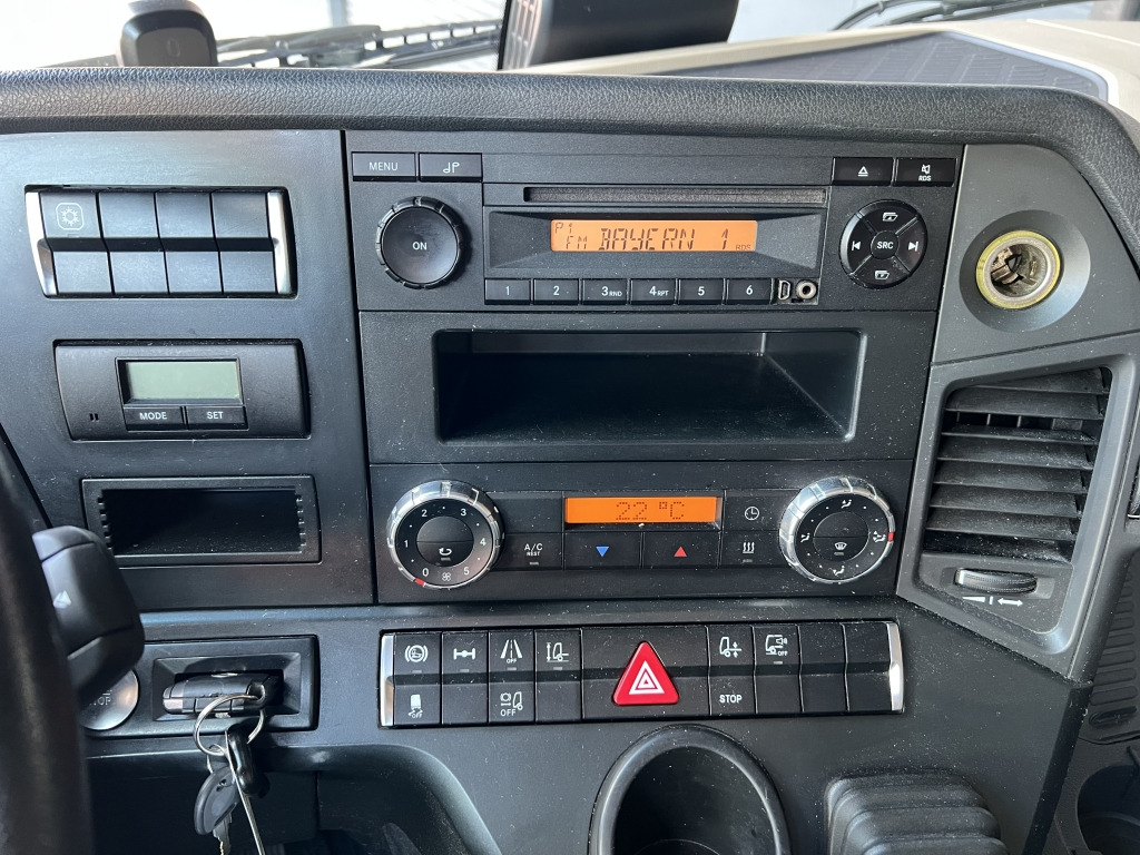 Mercedes-Benz Actros 1840 MEGA Jumbo Klima Reatarder ACC-Tempo - Curtainsider truck: picture 3 Mercedes-Benz Actros 1840 MEGA Jumbo Klima Reatarder ACC-Tempo - Curtainsider truck: picture 3