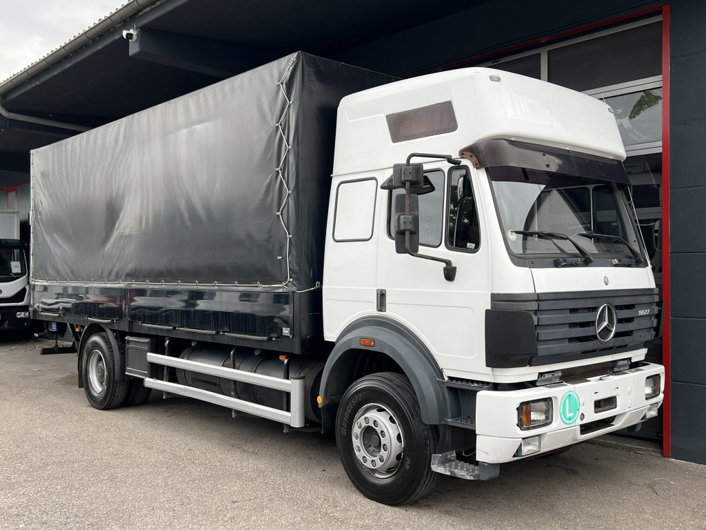 Mercedes-Benz SK 1827L Motorbremse Schlafkab Voll-Luftfederung - Curtainsider truck: picture 1 Mercedes-Benz SK 1827L Motorbremse Schlafkab Voll-Luftfederung - Curtainsider truck: picture 1