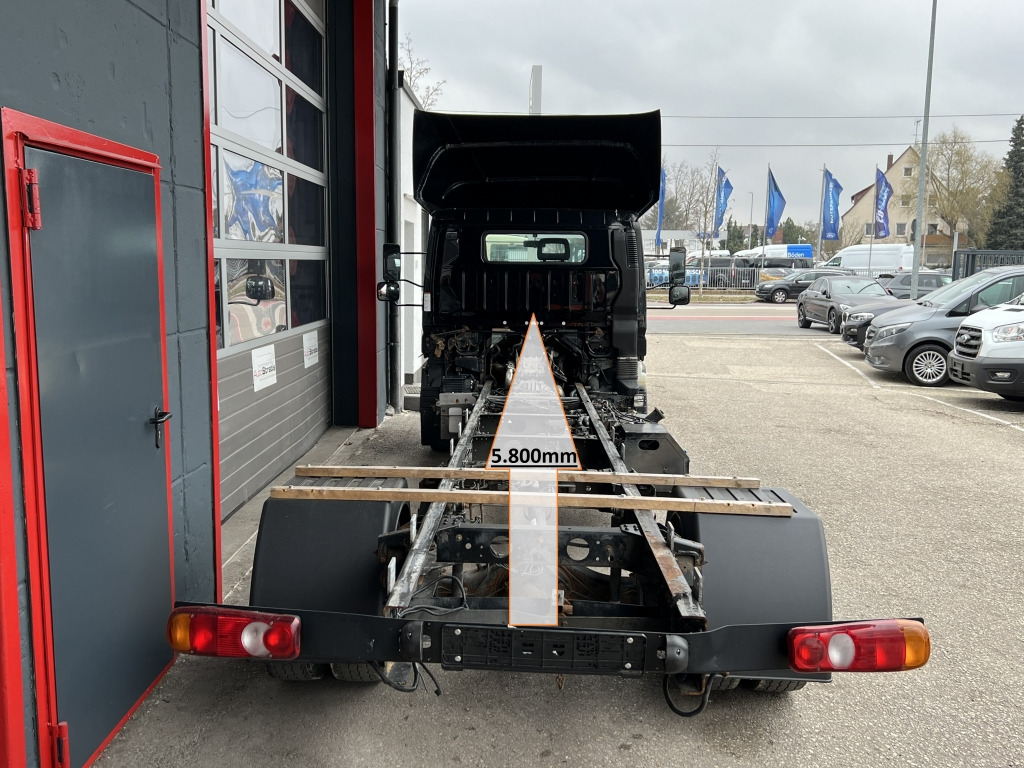 Mitsubishi Fuso Canter 9C18 5,8m Euro6d Klimaaut. Tempomat - Cab chassis truck: picture 2 Mitsubishi Fuso Canter 9C18 5,8m Euro6d Klimaaut. Tempomat - Cab chassis truck: picture 2
