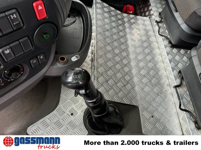 DAF XF 410 FA 4x2, Fahrschule, 2x AHK, 6 Sitze - Dropside/ Flatbed truck: picture 5 DAF XF 410 FA 4x2, Fahrschule, 2x AHK, 6 Sitze - Dropside/ Flatbed truck: picture 5