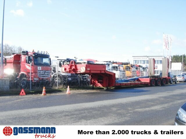 Goldhofer Goldhofer STZ-TL3-32/80 Nutzlast: 35 to., 5,85 m - Low loader semi-trailer: picture 2 Goldhofer Goldhofer STZ-TL3-32/80 Nutzlast: 35 to., 5,85 m - Low loader semi-trailer: picture 2