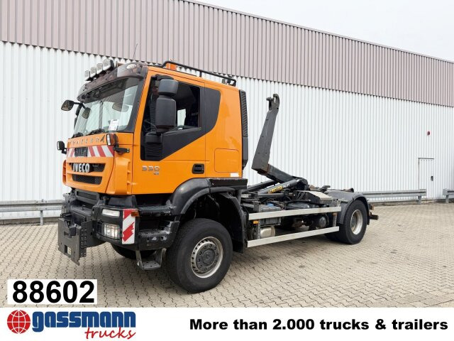 Iveco Trakker AT190T33W/P 4x4, Winterdienstausstattung - Hook lift truck: picture 1 Iveco Trakker AT190T33W/P 4x4, Winterdienstausstattung - Hook lift truck: picture 1