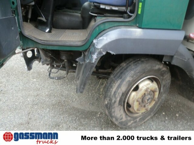 Box truck MAN L33 8.180 C 4x2, Unfallfahrzeug mit: picture 8