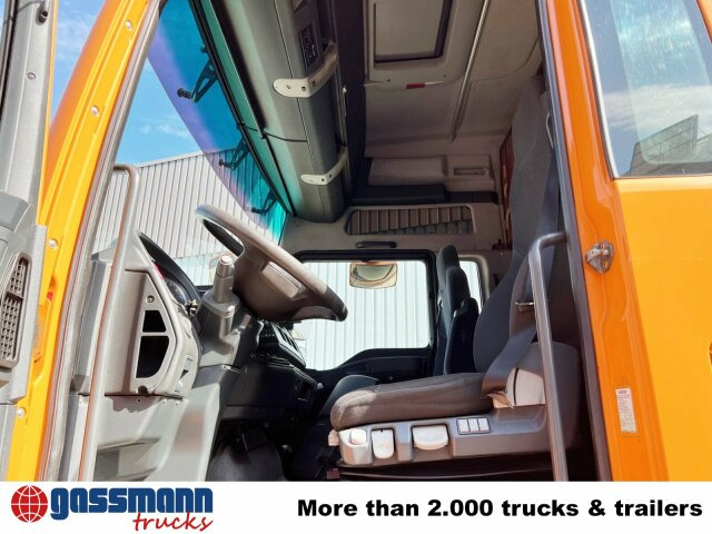 MAN TGA 26.440 6X2-2 LL, Intarder, Liftachse, LBW - Container transporter/ Swap body truck: picture 2 MAN TGA 26.440 6X2-2 LL, Intarder, Liftachse, LBW - Container transporter/ Swap body truck: picture 2