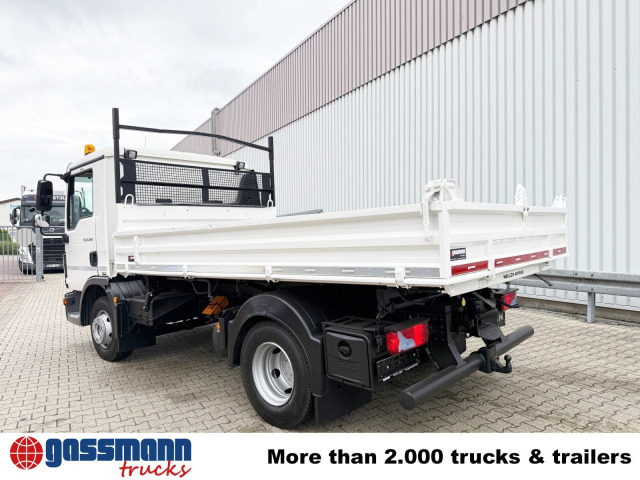 Tipper MAN TGL 8.220 4x2 BB, 2x AHK: picture 13