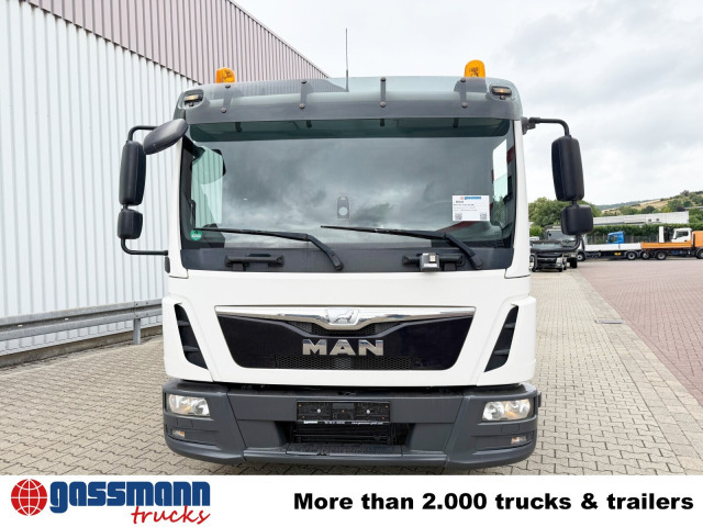 Tipper MAN TGL 8.220 4x2 BB, 2x AHK: picture 9