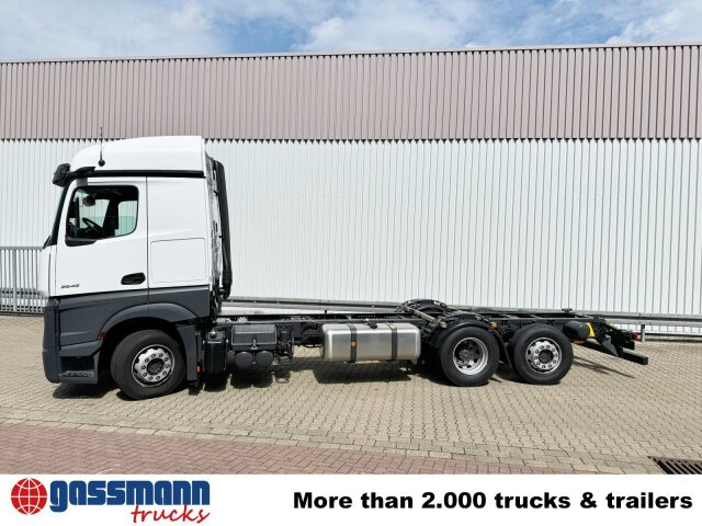 New Cab chassis truck Mercedes-Benz Actros 2548 L 6x2, Retarder, Lenk-/Liftachse,: picture 13