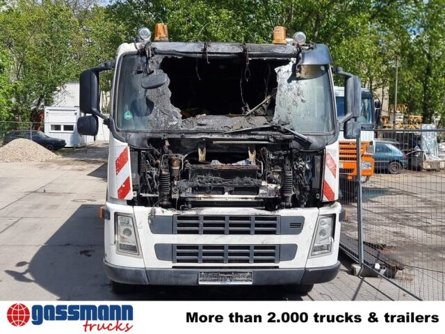 Tipper Volvo FM 380 6x4 R mit Brandschaden: picture 6