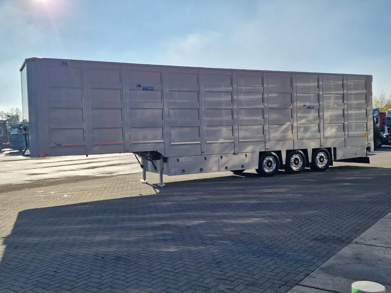 Onbekend Molas 5 deck Livestock trailer - Water & Ventilation - Loadlift - NEW! - - Livestock semi-trailer: picture 4 Onbekend Molas 5 deck Livestock trailer - Water & Ventilation - Loadlift - NEW! - - Livestock semi-trailer: picture 4