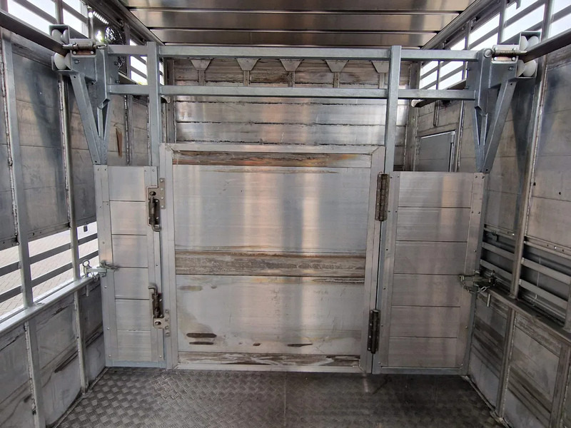 New Livestock truck Renault Midlum D210 4x2 - NEW - Pezzaioli 1 deck - Ventilation - 17.9M2 - Ramp - Euro6d: picture 16