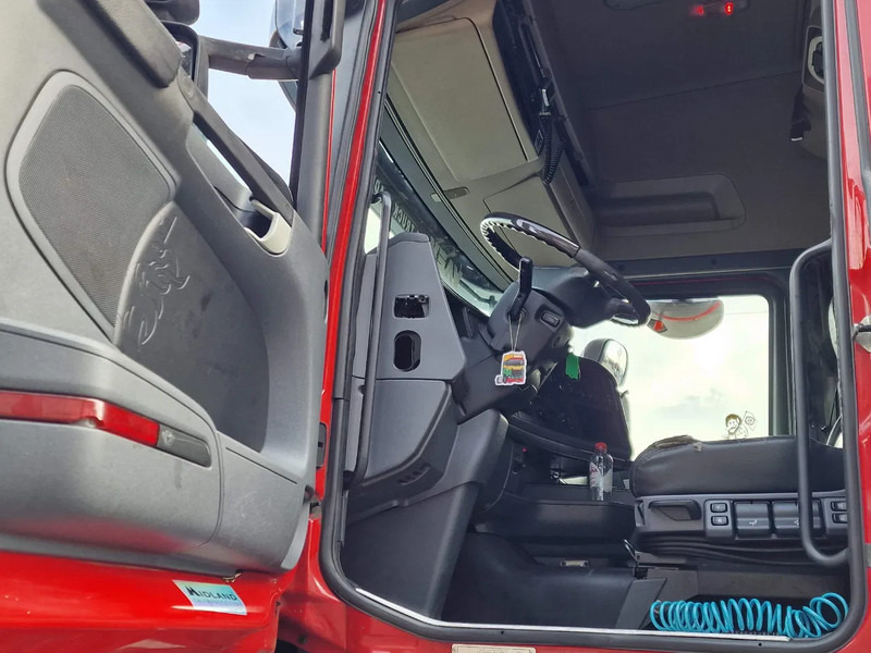 Scania R730 Topline 6x2*4 - Retarder - King of the Road - Night clima - Steering axle - Leather on lease Scania R730 Topline 6x2*4 - Retarder - King of the Road - Night clima - Steering axle - Leather: picture 9