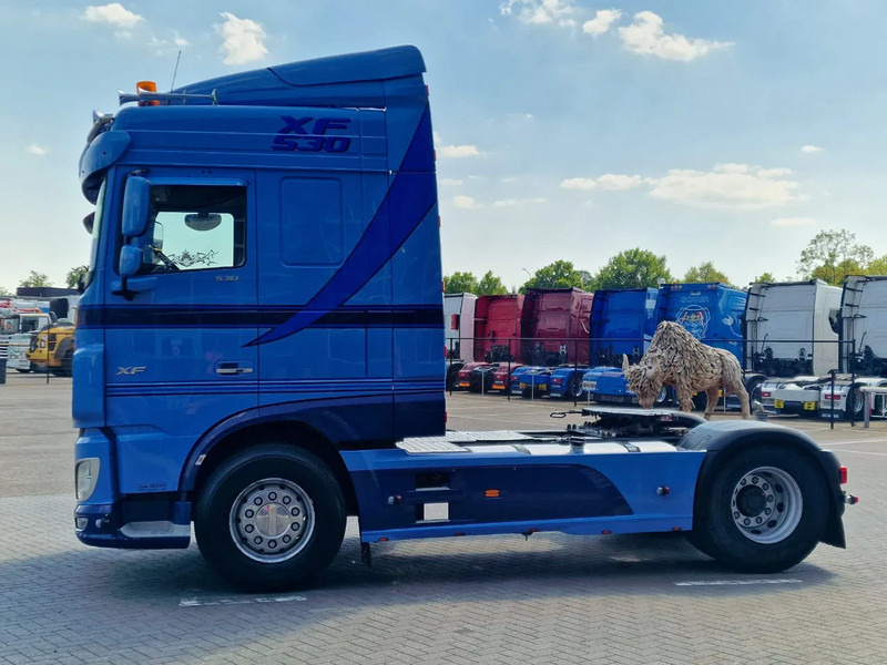 DAF XF 530 SpaceCab 4x2 - Night clima - Full spoiler - PTO Prep - Light bar - Tractor unit: picture 4 DAF XF 530 SpaceCab 4x2 - Night clima - Full spoiler - PTO Prep - Light bar - Tractor unit: picture 4