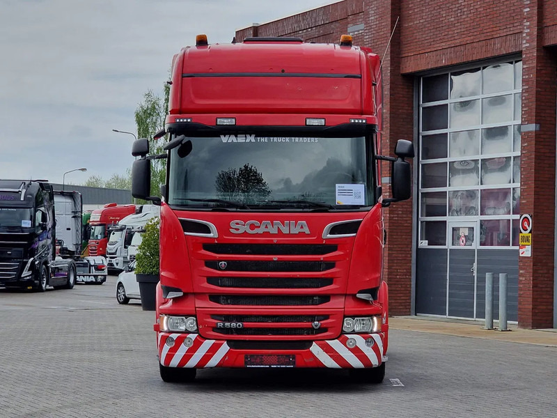 Scania R580 V8 Topline 6x2/4 MLB - Retarder - Full air - Steering axle - 2x tank - Tractor unit: picture 2 Scania R580 V8 Topline 6x2/4 MLB - Retarder - Full air - Steering axle - 2x tank - Tractor unit: picture 2