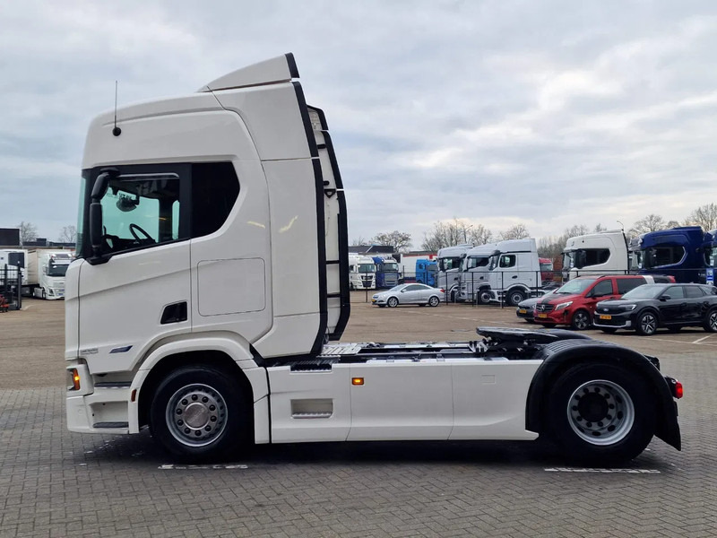 Scania S460 Highline 4x2 - Retarder - Night clima - 2x tank - Navi - Led - Low km - Tractor unit: picture 4 Scania S460 Highline 4x2 - Retarder - Night clima - 2x tank - Navi - Led - Low km - Tractor unit: picture 4