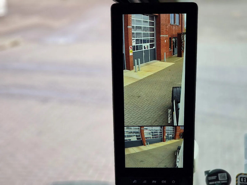 New Tractor unit Volvo FH 13.500 Aero Globetrotter XL 4x2 - I Save - Retarder - I parkcool - 2x tank - Mirror cams: picture 17