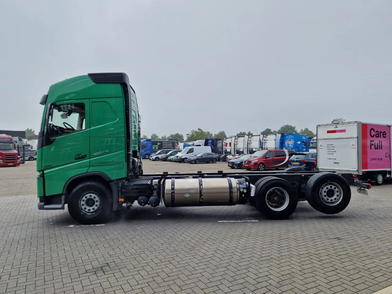 Volvo FH 13.460 Globetrotter 6x2 - Chassis - 4.60 WB - HUB Reduction - LNG - Cab chassis truck: picture 4 Volvo FH 13.460 Globetrotter 6x2 - Chassis - 4.60 WB - HUB Reduction - LNG - Cab chassis truck: picture 4