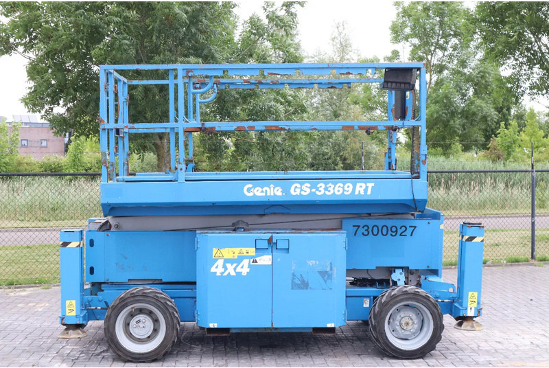Genie GS-3369 RT | 12 METER | ROUGH TERRAIN - Scissor lift: picture 4 Genie GS-3369 RT | 12 METER | ROUGH TERRAIN - Scissor lift: picture 4